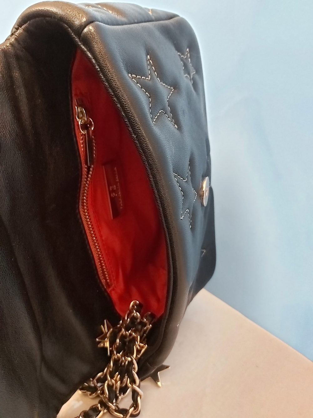 Black Star-Accent Quilted Leather Shoulder Bag with Gold Chain - Picture 15 of 16